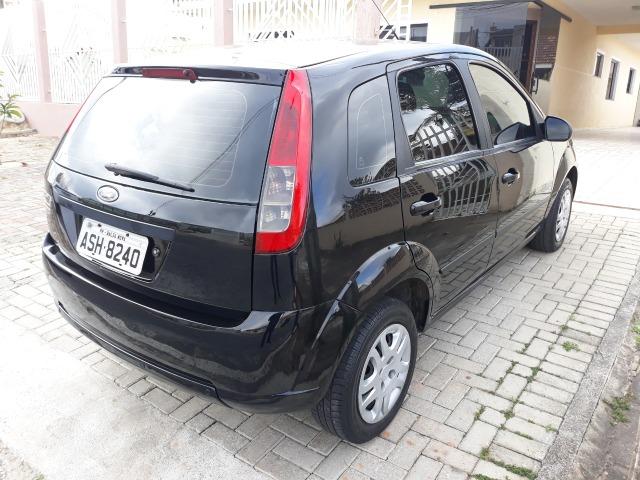Fiesta 1.0 8v Flex 4p - Troca por Moto - Foto 4