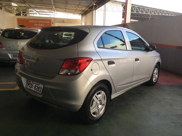 CHEVROLET ONIX 2018/2018 1.0 MPFI JOY 8V FLEX 4P MANUAL - Foto 2