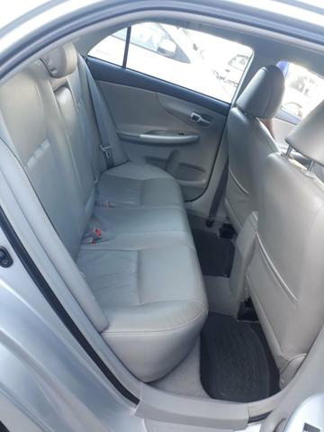 Vendo um ótimo Toyota Corolla xei 2012 - Foto 5