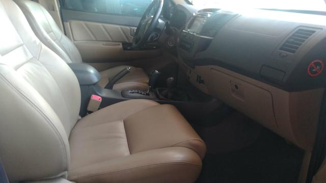 Hilux SW4 4x4 7 lugares automática Blindada Disel 3.0 completa ligue * luciana - Foto 18