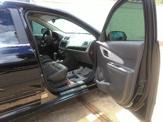 Chevrolet Cobalt - Foto 11