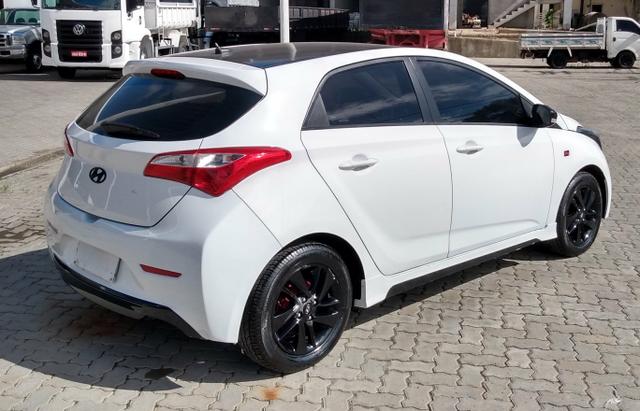 Hyundai HB20 1.0 Comfor Spicy ano 2015 - Foto 4