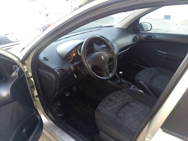 Peugeot 207,1.4 completao top 12.6000 - Foto 5