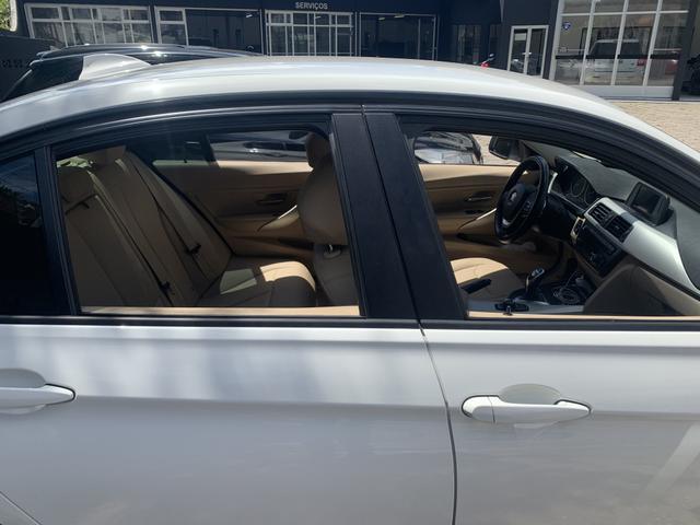 BMW 320i 2.0 turbo/Active flex 4p - Foto 11