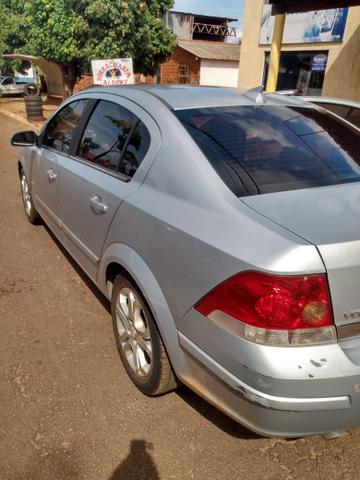Vendo Vectra sedã 2008 - Foto 2