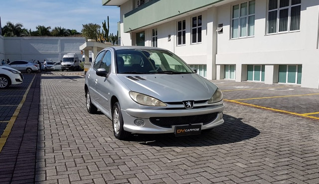 Peugeot 206 Feline - 3mil + 350 Mês - Foto 3