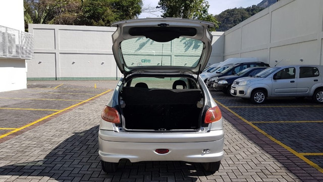 Peugeot 206 Feline - 3mil + 350 Mês - Foto 9