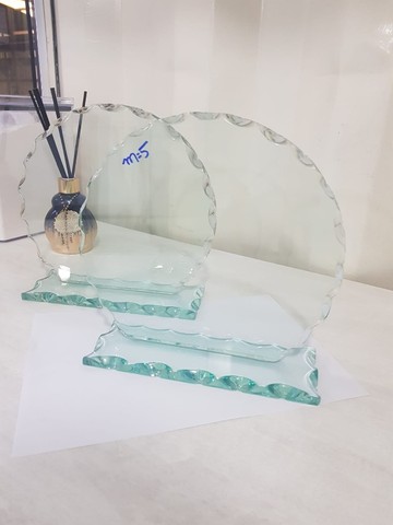 Troféus e placas em vidro