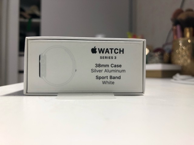 Apple Watch Série 3 - 38mm - Branco e prata - Foto 3