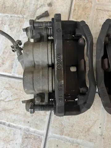 pinça freio dianteira iveco daily city 30s13 original cada lado 800 reais - Foto 2