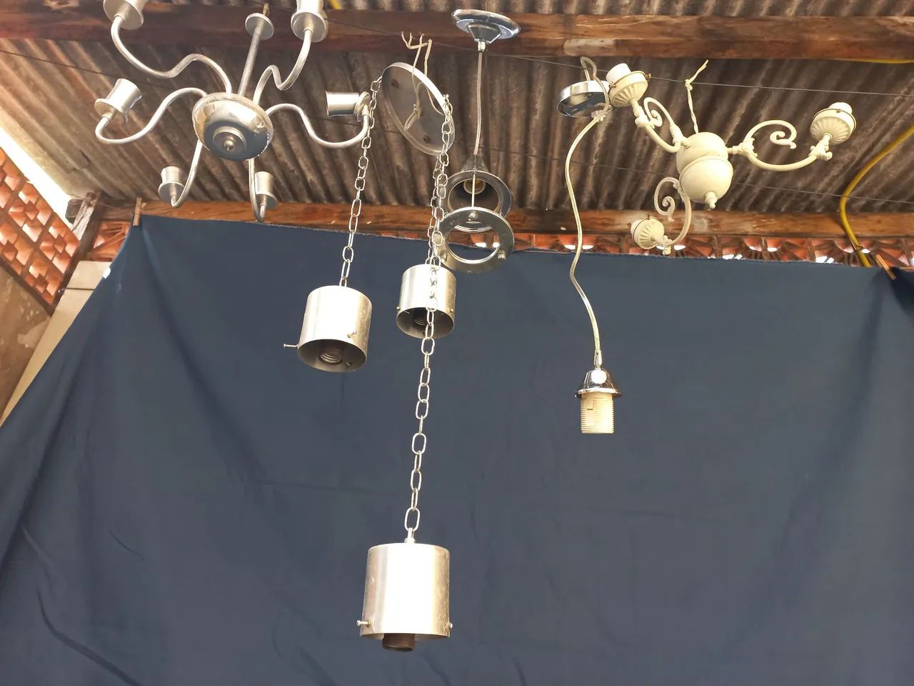 5 luminárias antigas no estado  - Foto 3