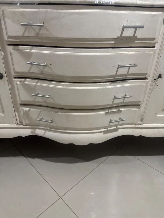 Vendo armário em madeira maciça - Foto 3