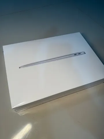 MACBOOK AIR NOVO M1 8 RAM/ 256 SSD LACRADO ACEITO CARTÃO