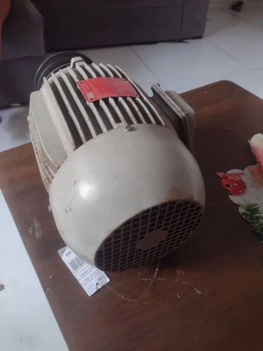 Motor Elétrico Industrial Usado trifásico 4cv - Foto 3