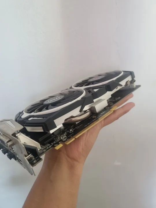 Placa De Vídeo Msi Radeon Rx 570 Armor OC 4gb GDDR5 - Placas de Vídeo -  Setor dos Afonsos, Aparecida de Goiânia 1336079867 | OLX