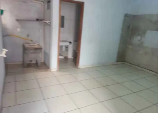 Vendo casa na estrutural