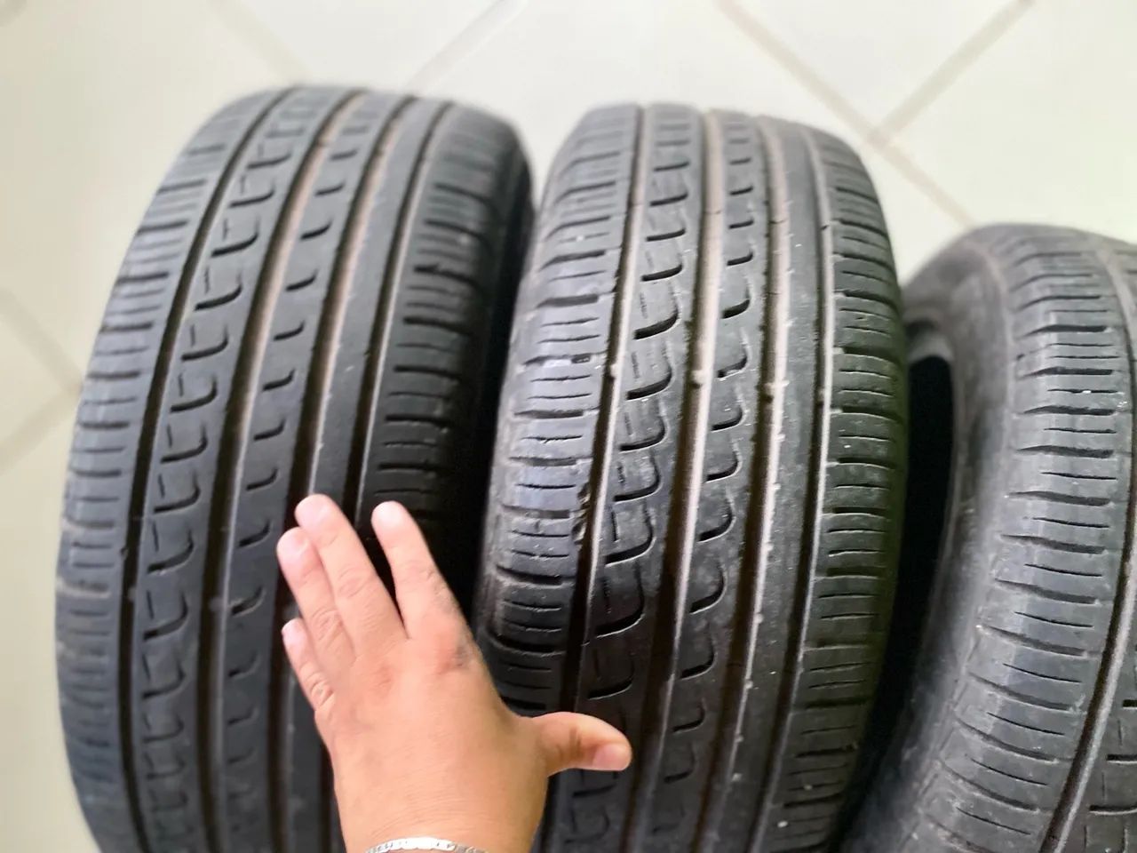 Pneu 205/55 R16  - Foto 3
