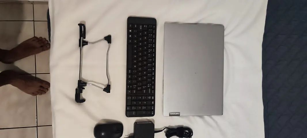 Intel Ideapad 145 - Foto 2