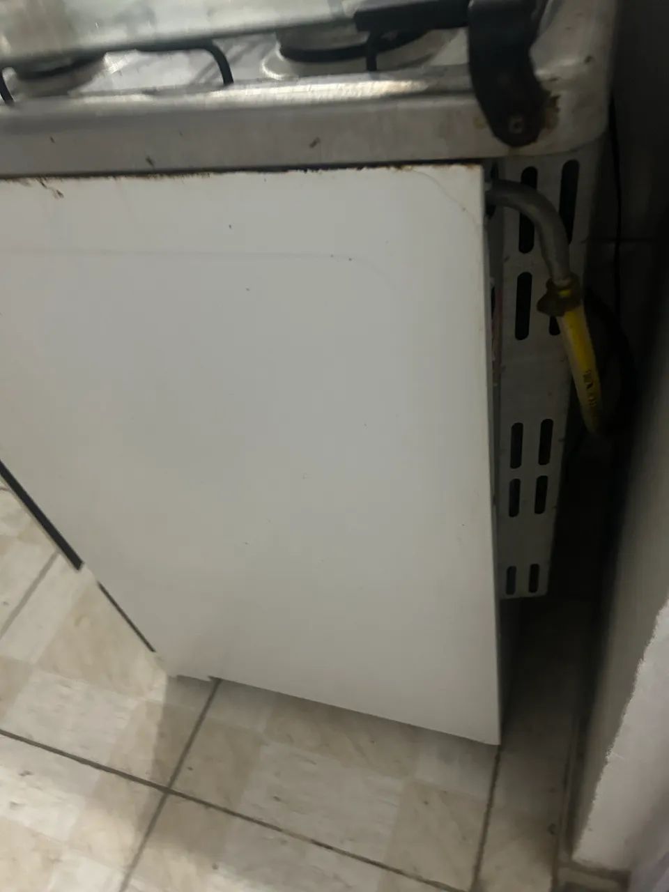 Vende-se Fogão de 4 bocas - Foto 3