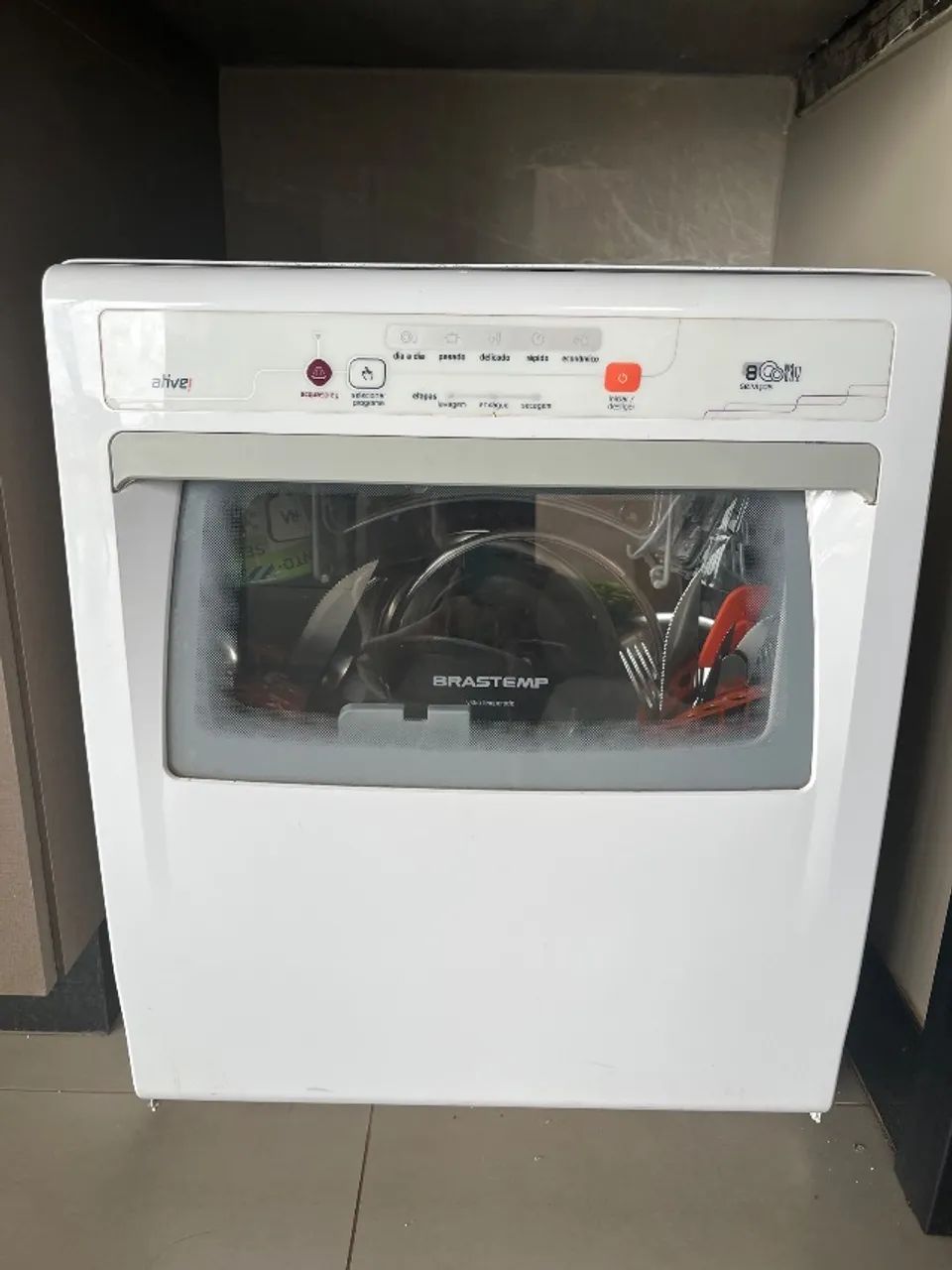 Vendo lava-louças Brastemp 8 serviços 