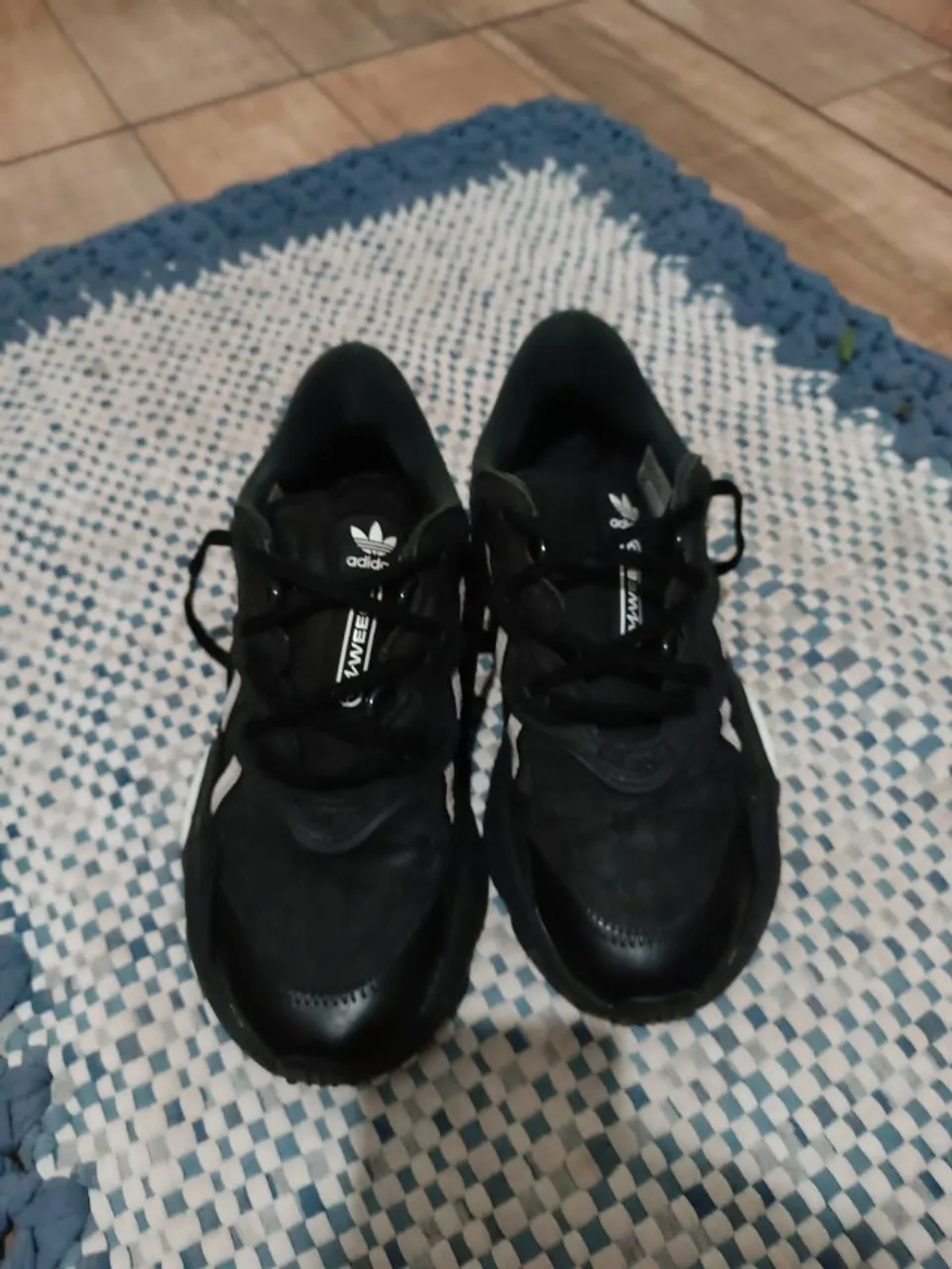 tenis adidas ozweego