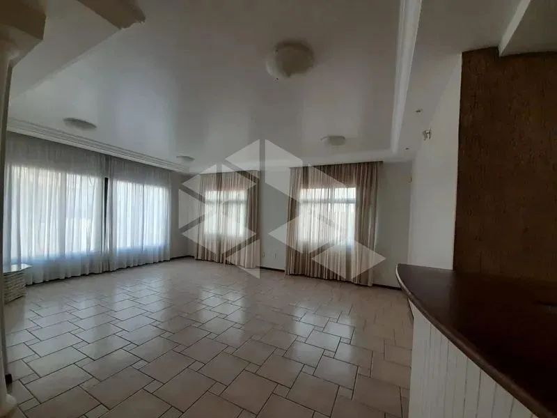 Casa para alugar de 3 suítes com 320m² no bairro Itaguaçu em Florianópolis - Foto 4