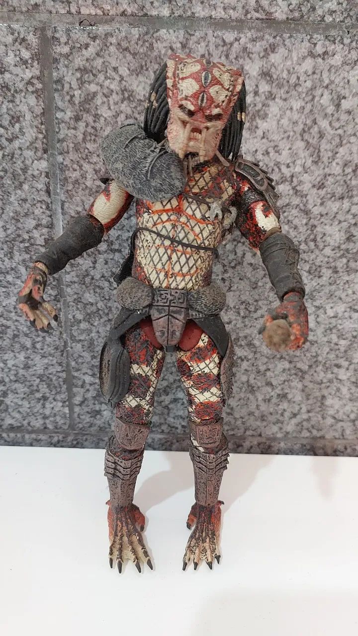 Boneco do do filme "O Predador"