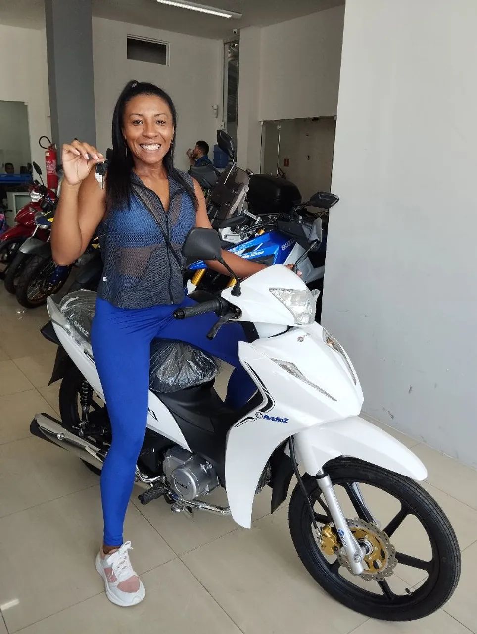 AVELLOZ az1 com 500 de entrada 