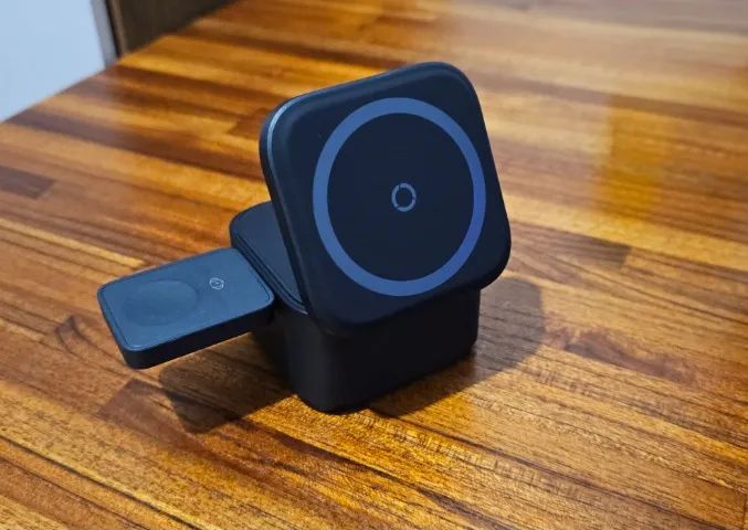 Baseus 3 em 1 Carregador Magnético Wireless 25W - Praticamente Novo - Foto 2