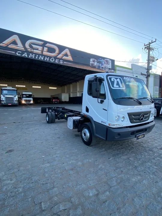 M/ Benz Accelo 815 Ano 2021 - Foto 5
