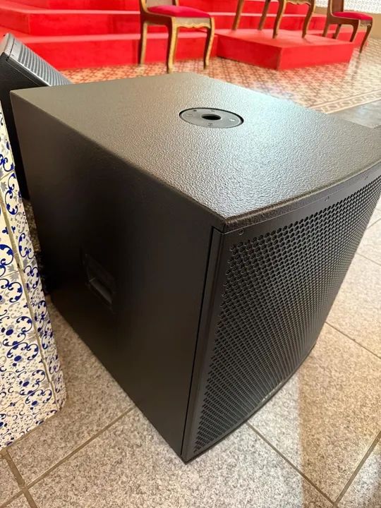 2 CAIXAS ATIVAS ATTACK SUB GRAVE VRS-1510A 15 1000W RMS