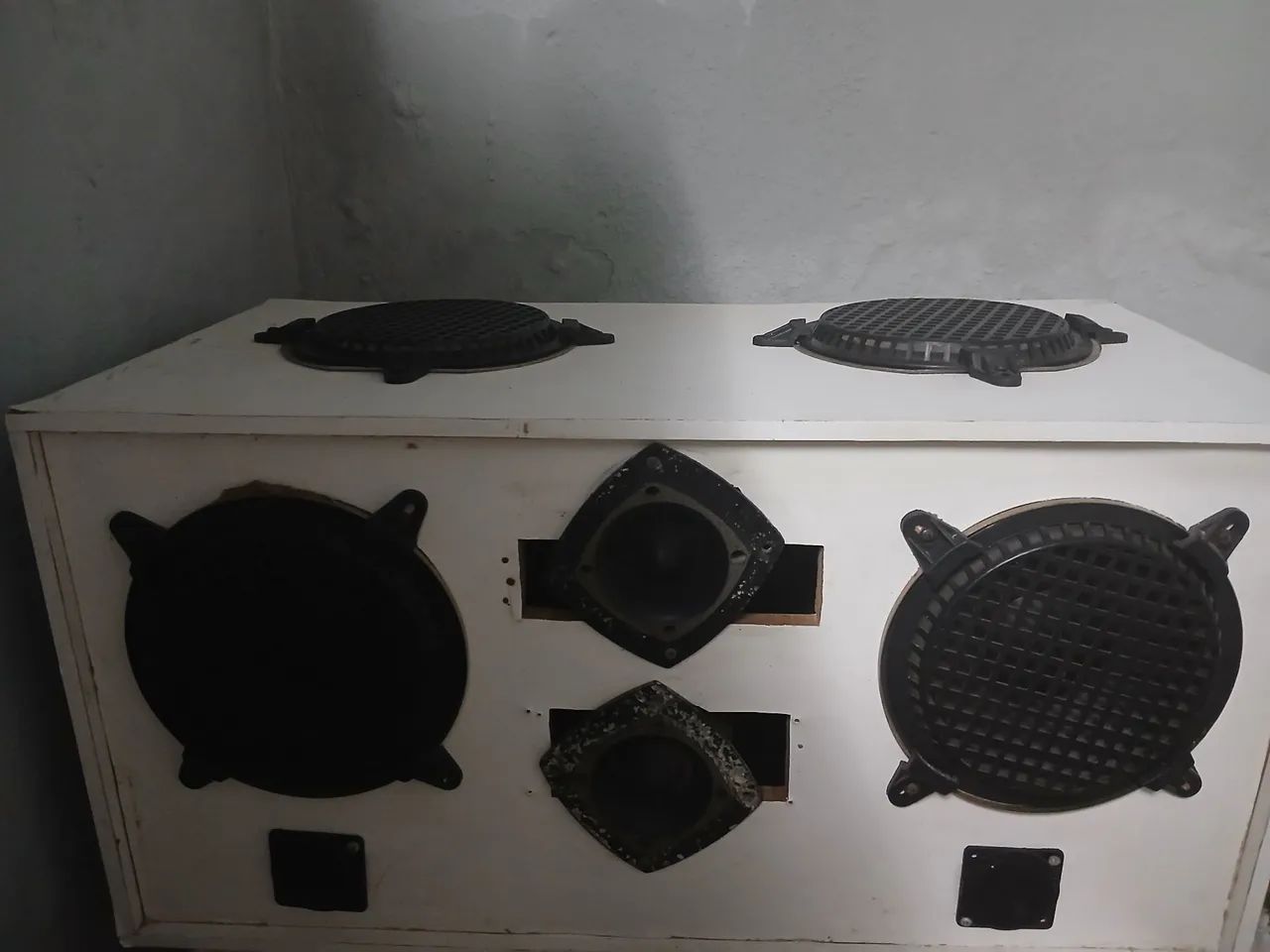 Caixa de som bomber 2.200 wuats 