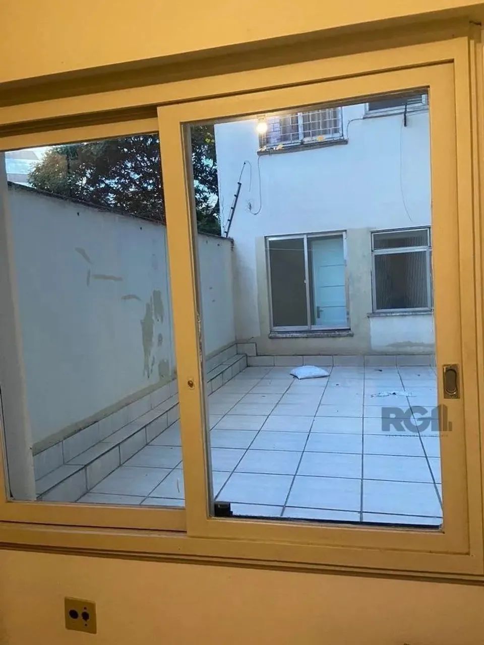 Apartamento com otima localização :Living para dois ambientes , um dormitorio, cozinha, ba - Foto 4