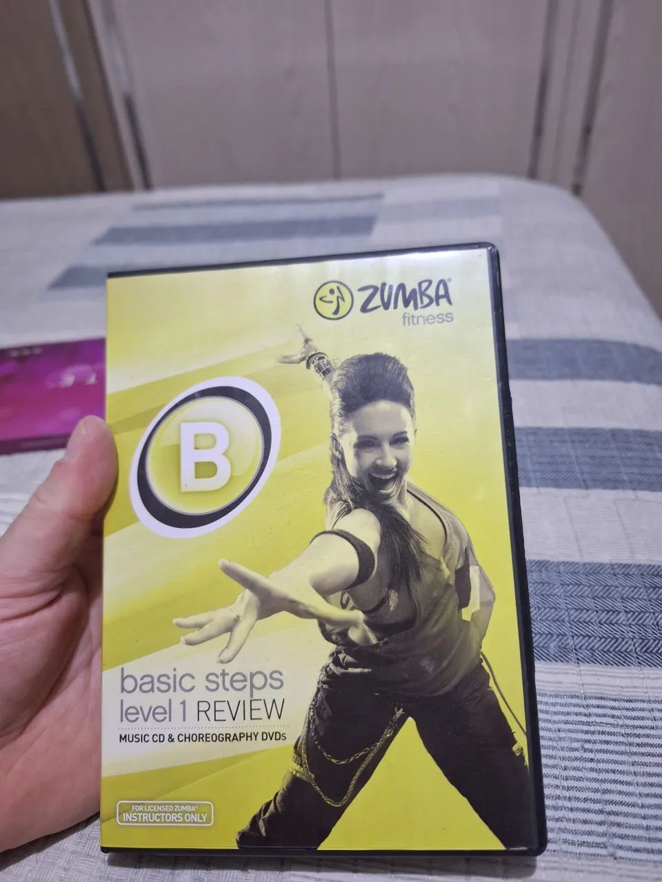 Apreda a ZUMBA 2 cds e 2 DVD . - Foto 2