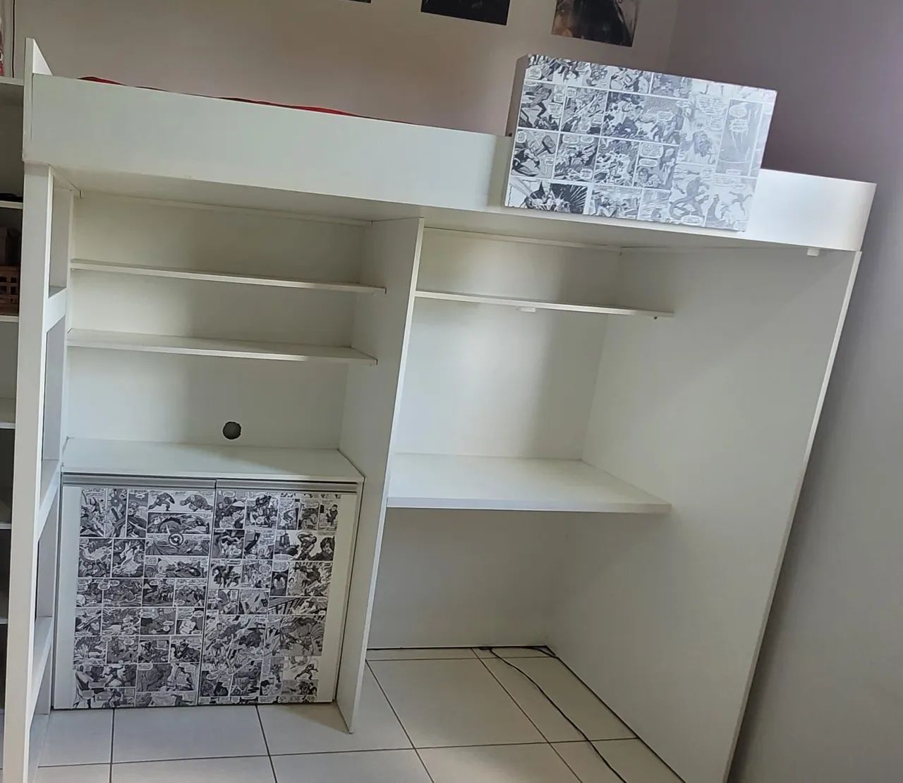 Cama Suspensa e Estante - Ideal para Quarto MDF  - Foto 3