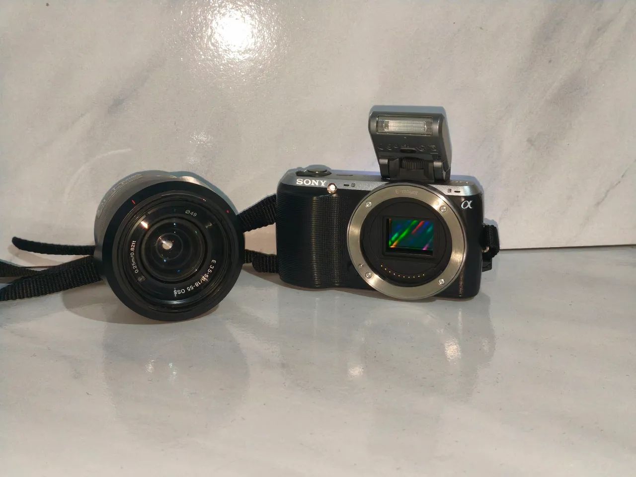 Sony NEX C3 + Lente 18-55mm - Mirrorless Compacta e Potente