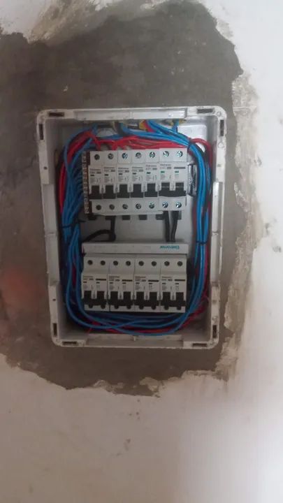 Eletricista de Manutenções Geral  - Foto 4