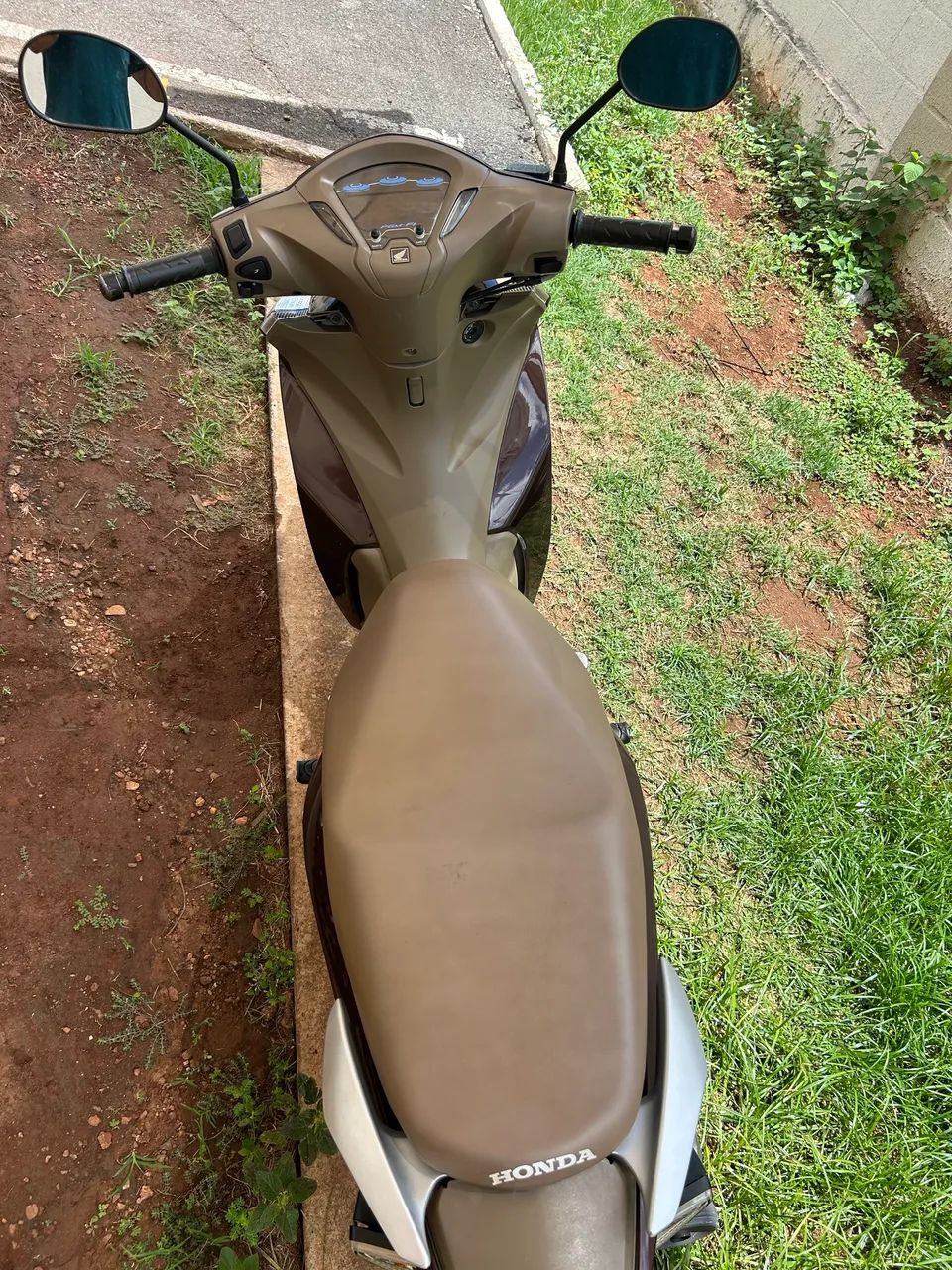Vendo biz 125 muito nova, em dias só transferir!   - Foto 4