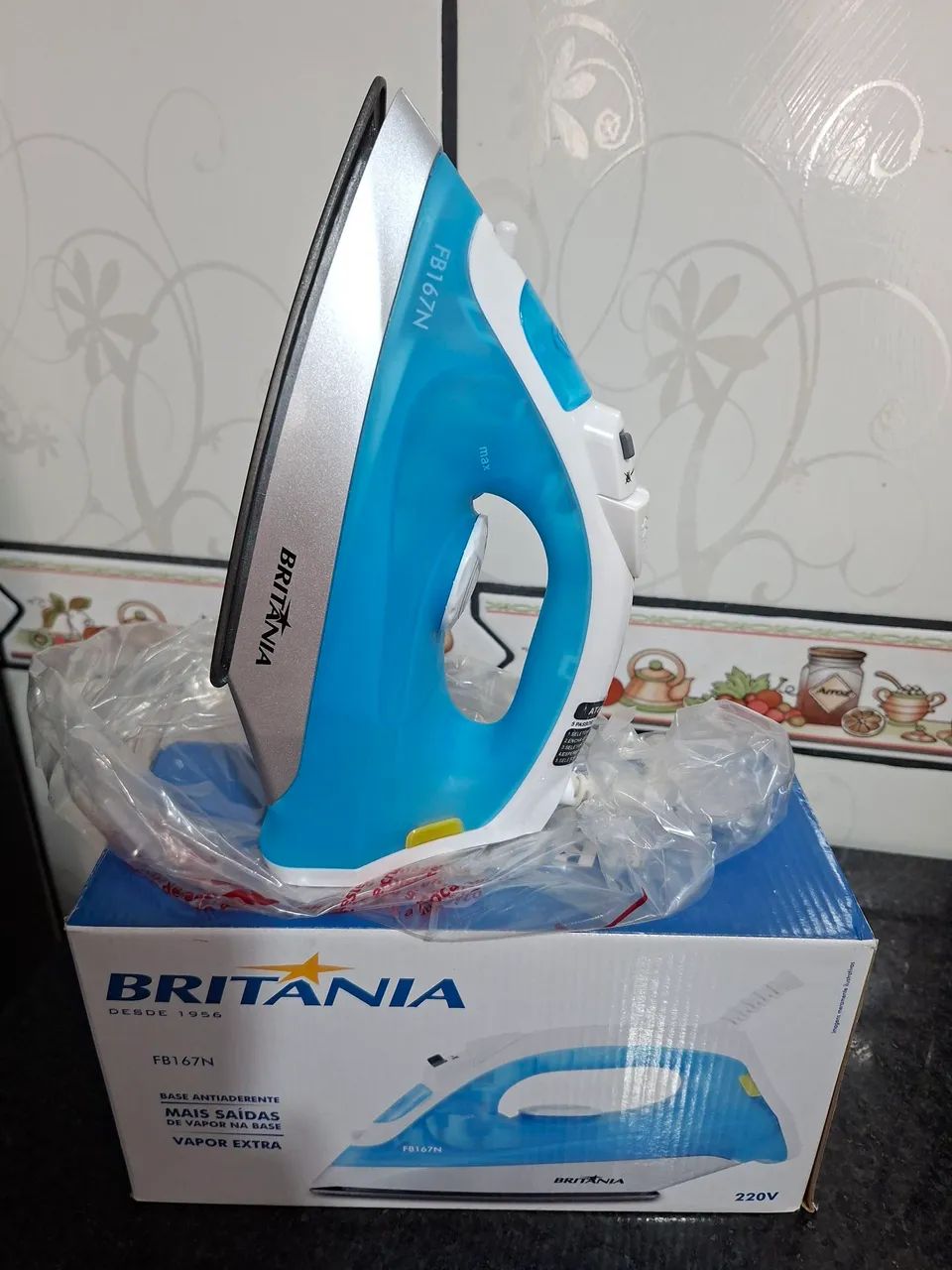 Ferro de passar britânia fb167n - Foto 5