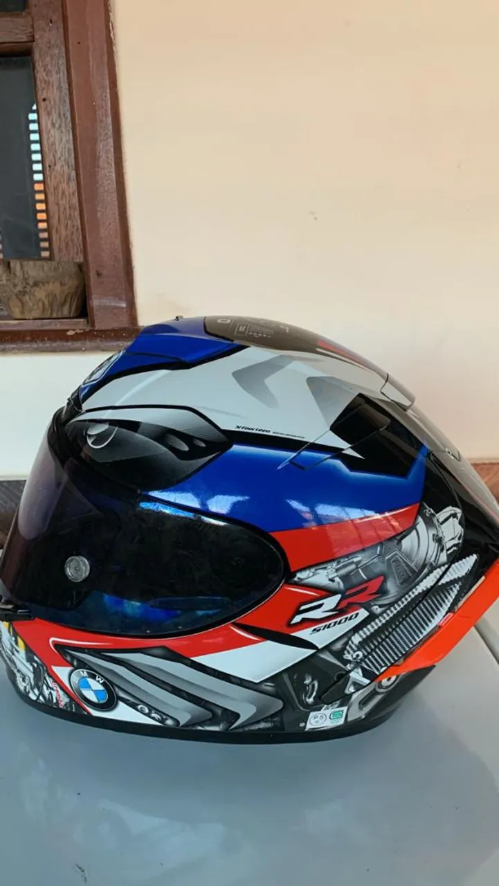 Capacete BMW S1000RR