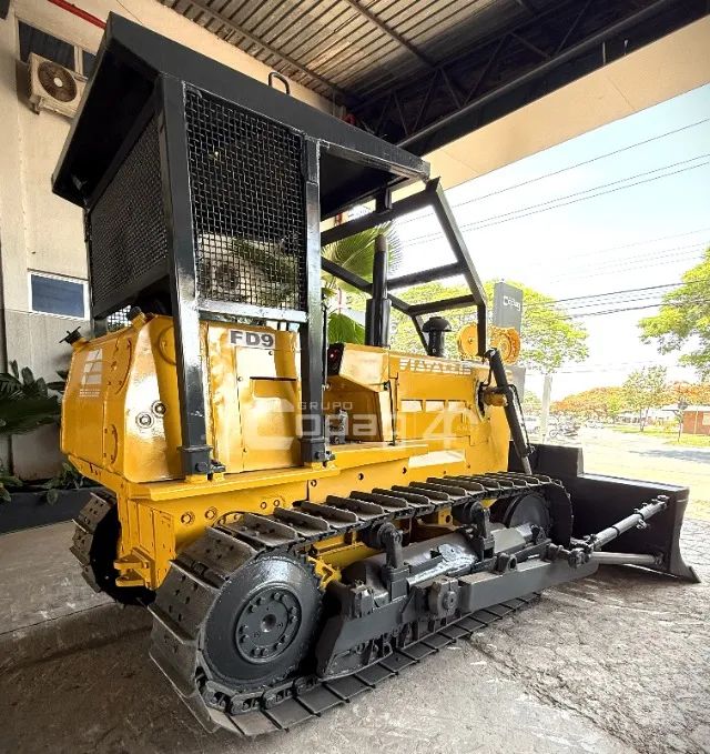 Trator de Esteiras Fiatallis FD9 Ano 1994 - Foto 5