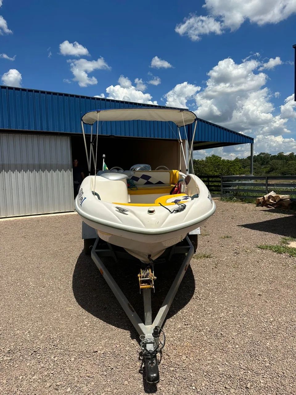 Vendo Lancha Twister 150, motor Yamaha 40 HP 2T - Foto 3