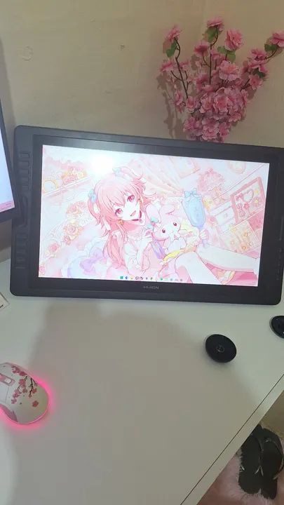 Huion PRO 22 POLEGADAS (Usada)