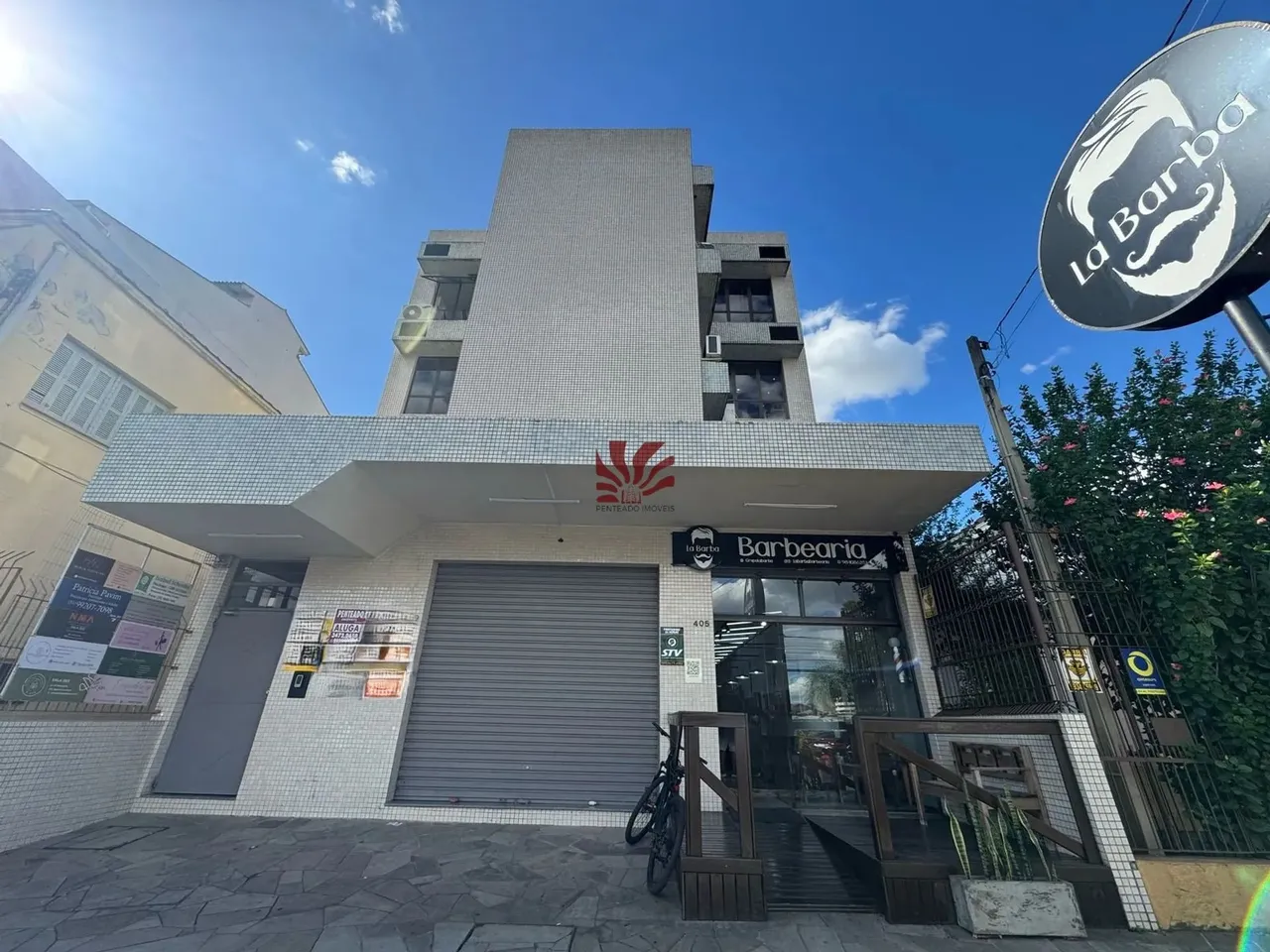 SALAS/CONJUNTOS com 27m² no bairro CENTRO em CANOAS para Alugar