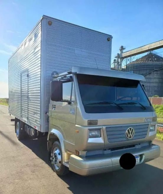 Caminhão Vw bau seco 8-150 anos 2003 (transferência de dívida)