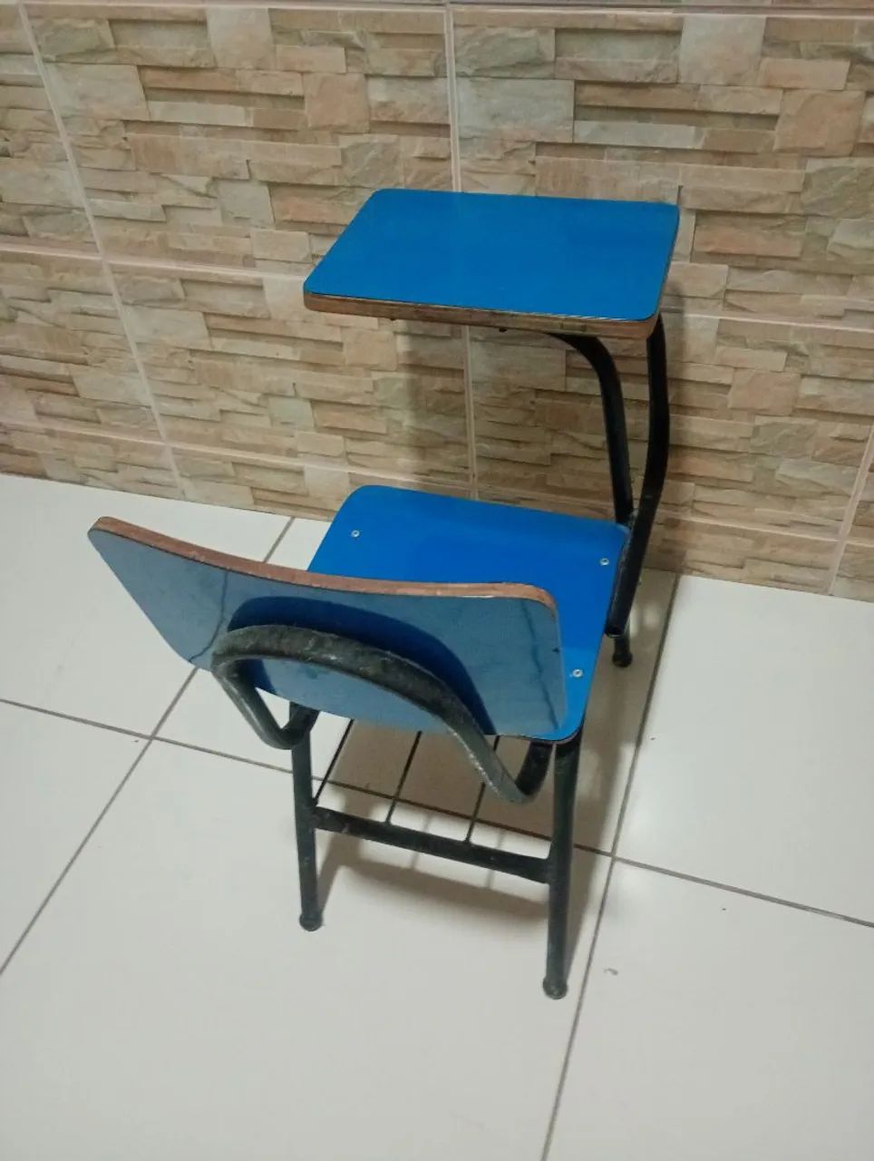 Cadeira universitária infantil  - Foto 2