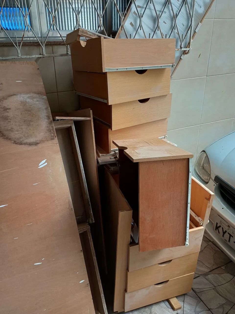 Guarda roupa dúplex 8 portas desmontado - Foto 4
