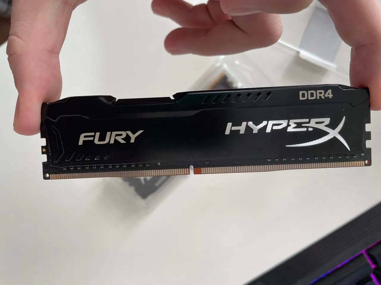 2 memórias DDR4 de 8GB - Kingston Fury - Foto 2