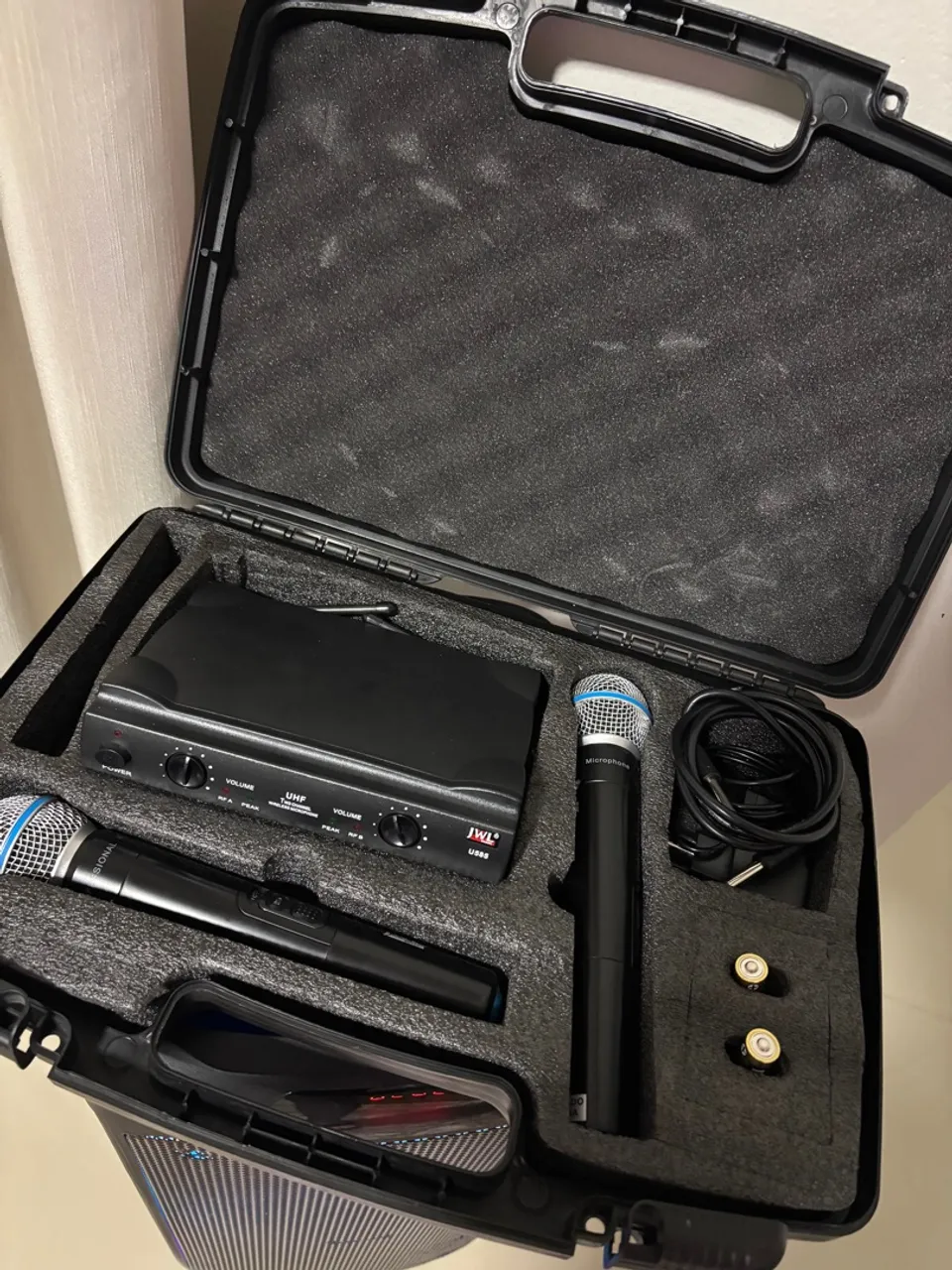 Microfones JWL U-585 Dinâmico Unidirecional cor preto