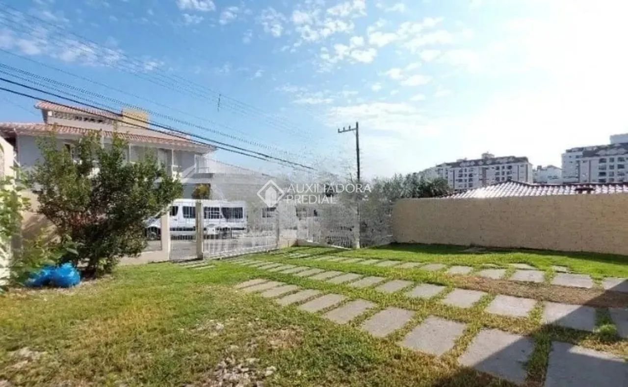 Casa Residencial para Alugar - 3 Quartos - 174m² - Coqueiros - Florianópolis - Foto 2